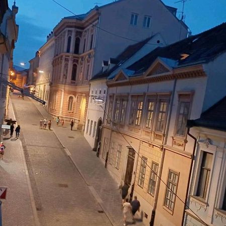 Apartman Ena Radiceva Zagreb Exterior foto
